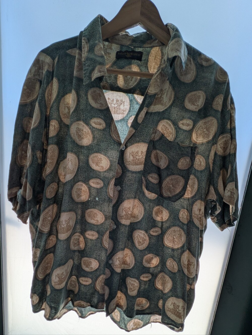 Vintage Loose Fit Short-Sleeve Button-Down Shirt in Dark Green with Tan Print